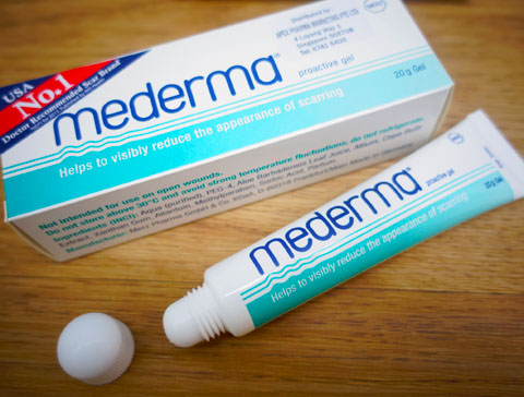 Mederma Quick Fix Kit with Advanced Scar Gel