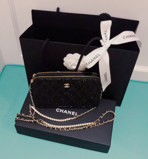 Chanel mini clutch on chain with pearls